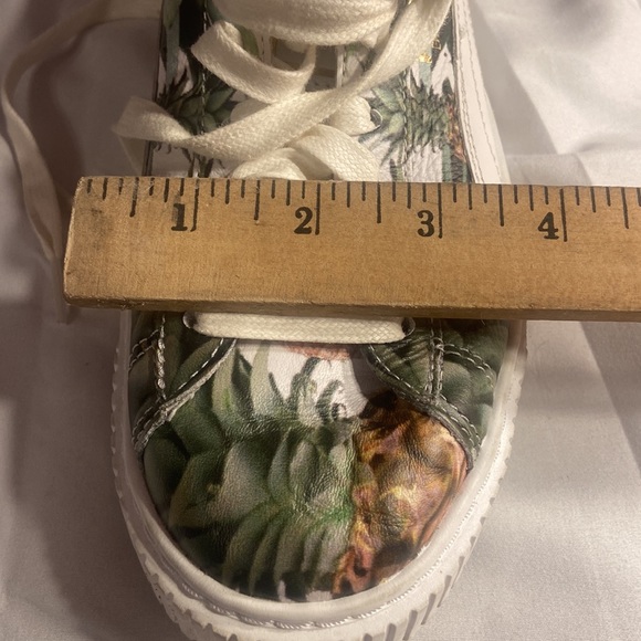 Puma Basket Platform Pineapple Gold White Trainer women Sz 7C US - Picture 13 of 13